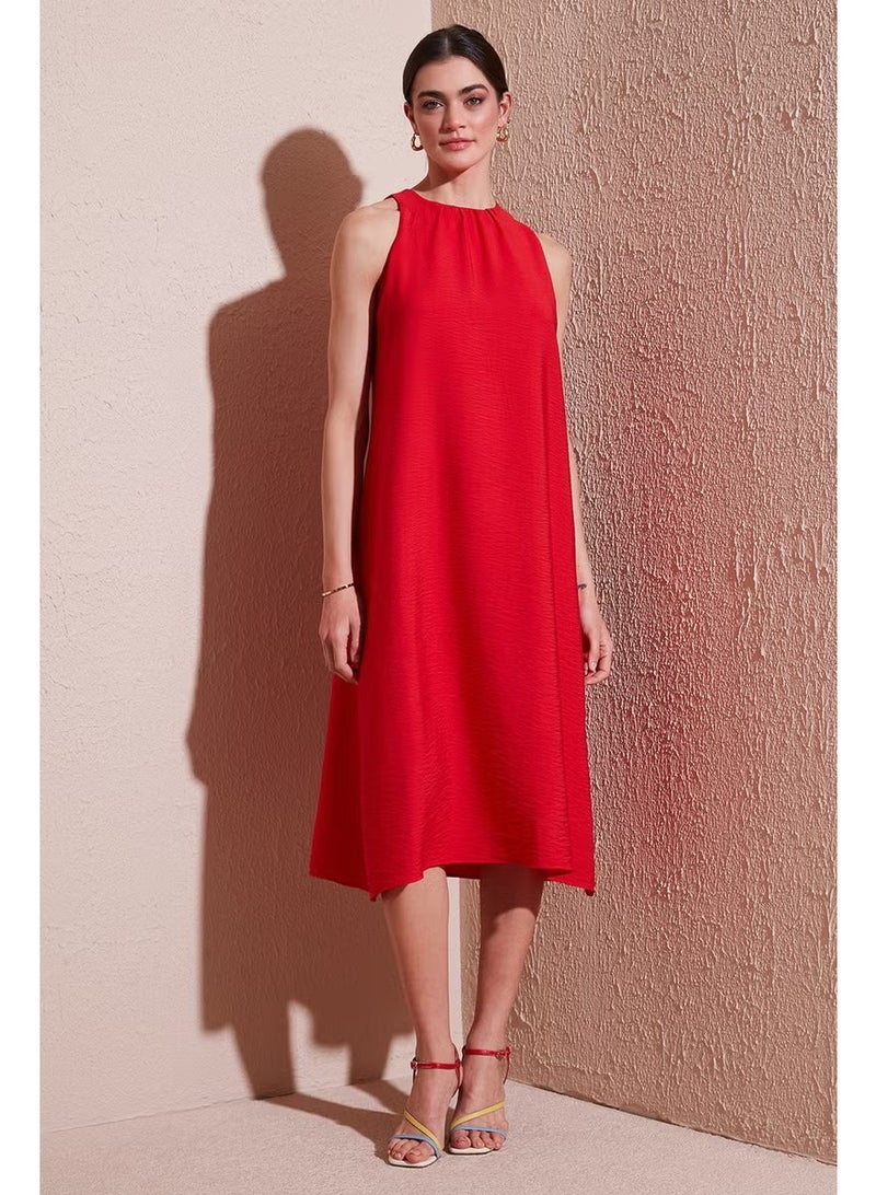 Lela Sleeveless Shift Dress - Image 1